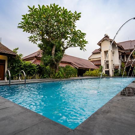 D Ajenk Boutique Guesthouse Kejayan Zewnętrze zdjęcie