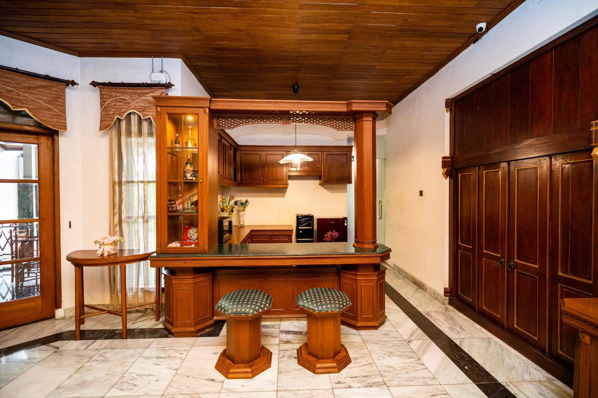 D Ajenk Boutique Guesthouse Kejayan Zewnętrze zdjęcie